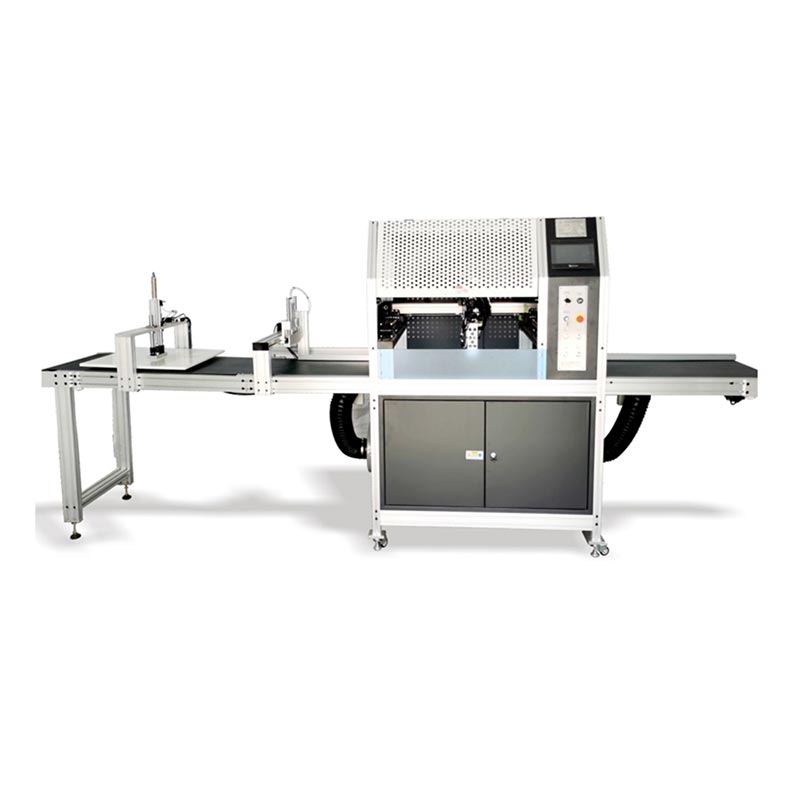 Multifunktionell monteringsmaskin